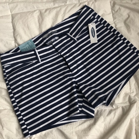 Old Navy Pants - NWT Old Navy Striped Pixie Shorts ⚓️